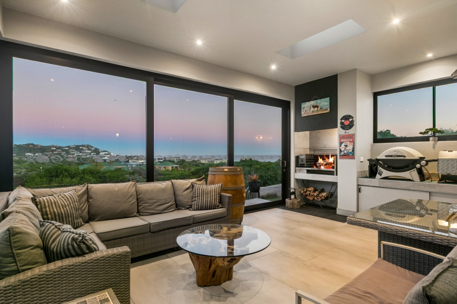 3 Bedroom Property for Sale in Myoli Beach Western Cape